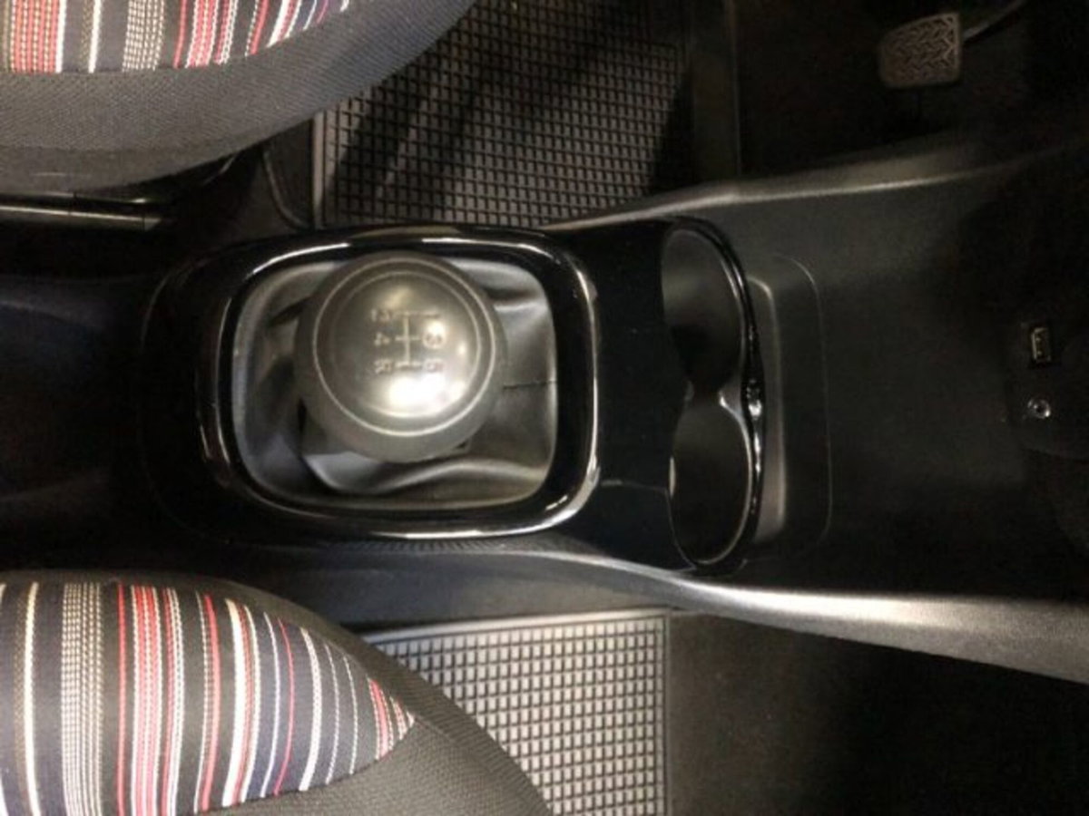 Citroen C1 Airscape C1 Airscape VTi 72 5 porte Shine (14)