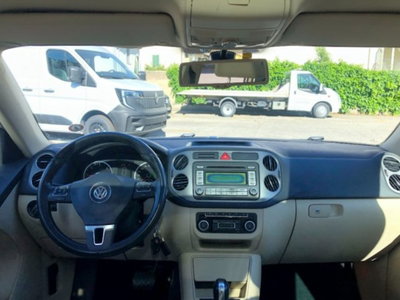 Volkswagen Tiguan 2.0 TDI DPF 4MOTION DSG Sport & Style (13)
