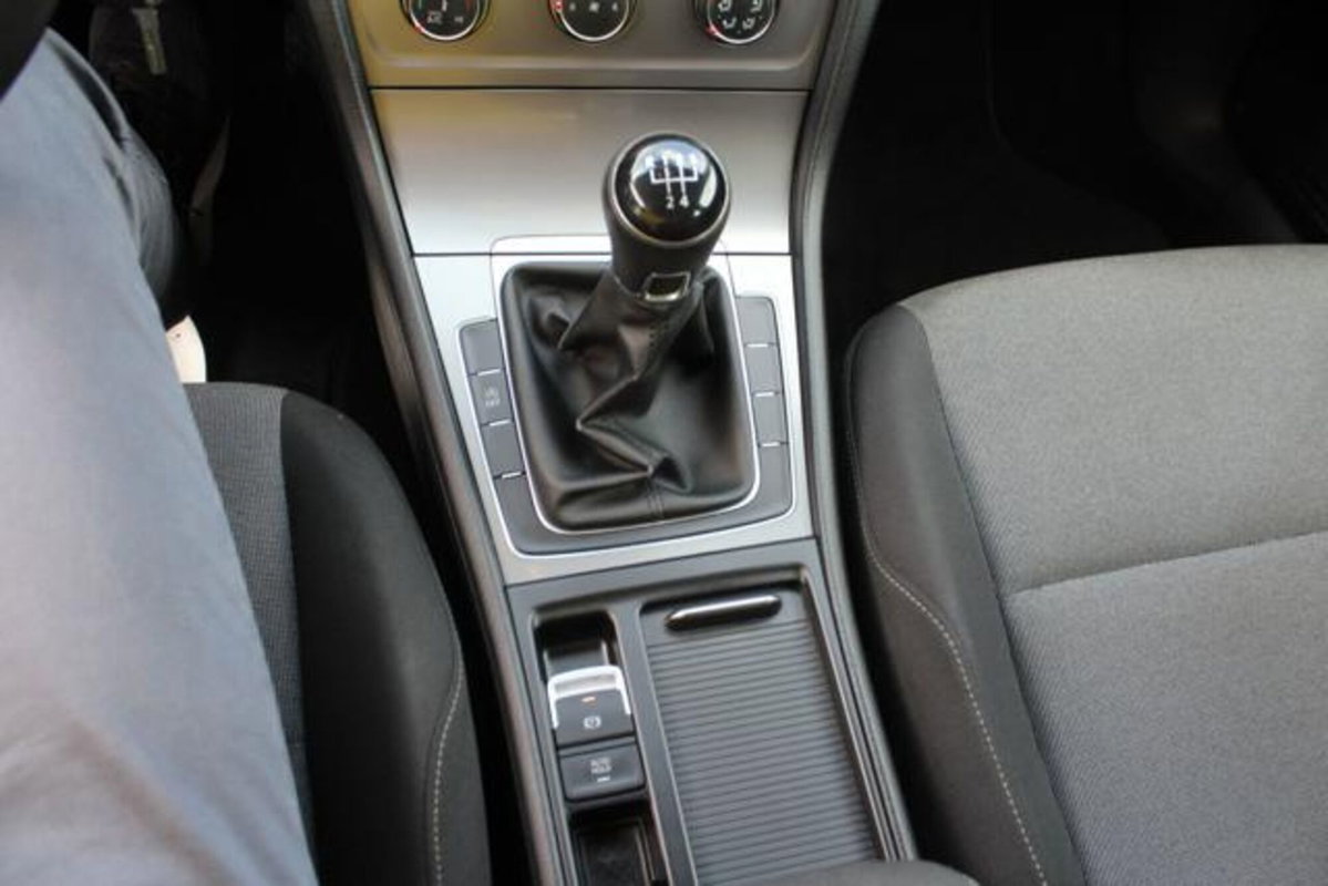 Volkswagen Golf Variant 1.6 TDI 105 CV Comfortline BlueMotion Tech. (10)