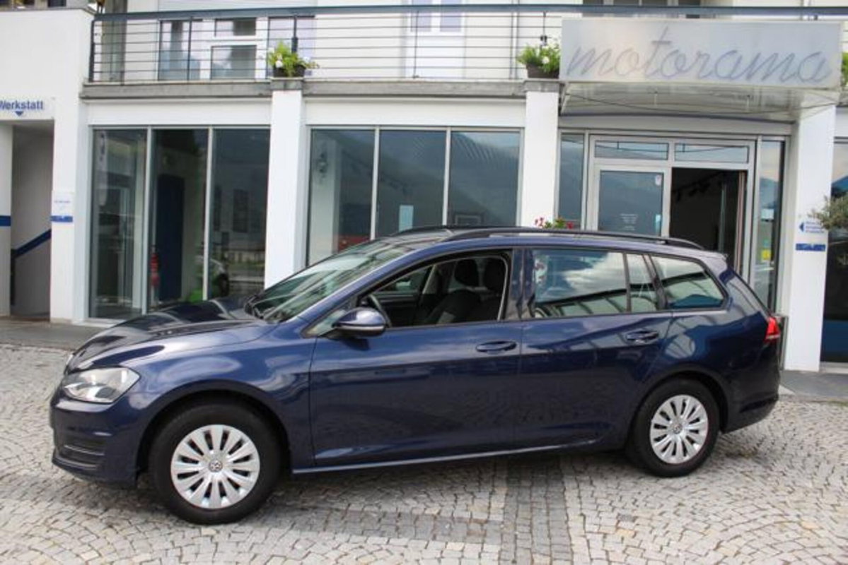 Volkswagen Golf Variant 1.6 TDI 105 CV Comfortline BlueMotion Tech. (2)