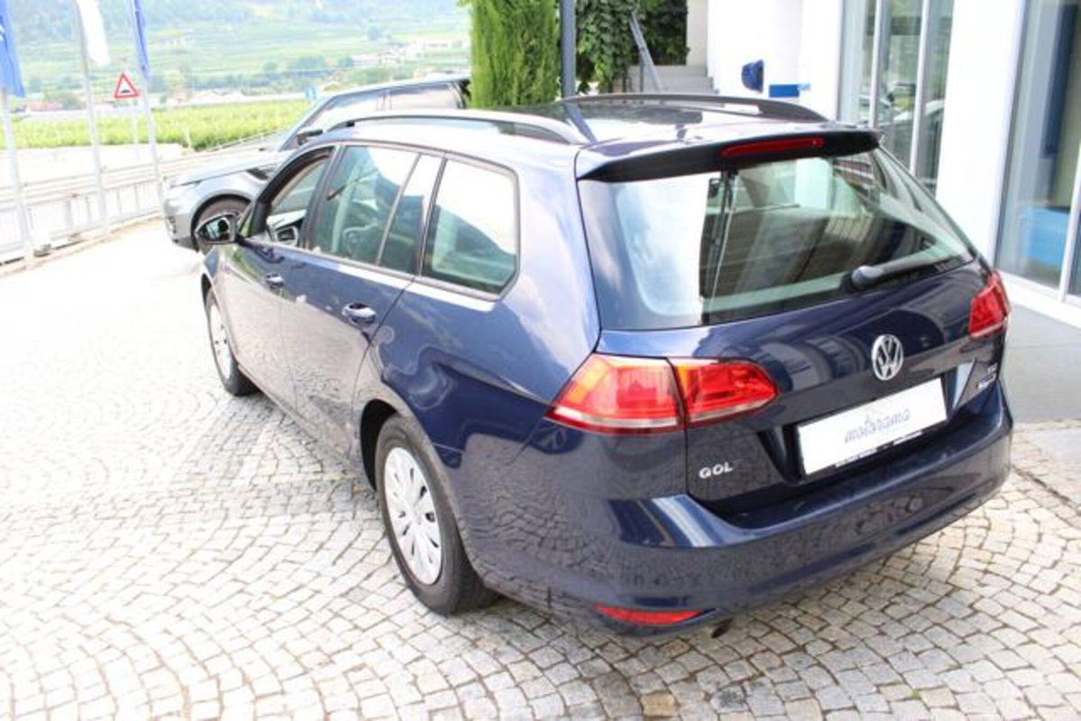 Volkswagen Golf Variant 1.6 TDI 105 CV Comfortline BlueMotion Tech. (3)