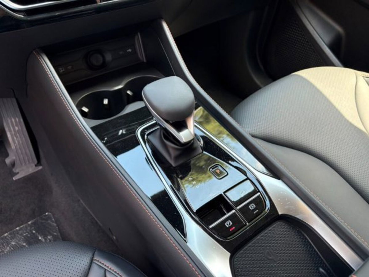Mg HS HS 1.5T-GDI Luxury (13)