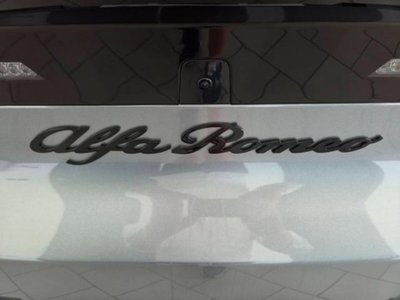 Alfa Romeo Junior 1.2 ibrida Q4 Intensa 145cv edct6 (18)