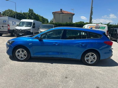 Ford Focus Station Wagon 1.0 EcoBoost 125 CV automatico SW Business Co-Pilot (2)