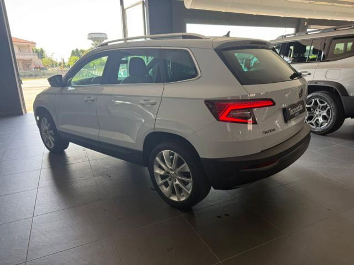 Skoda Karoq 1.0 TSI DSG Style (6)