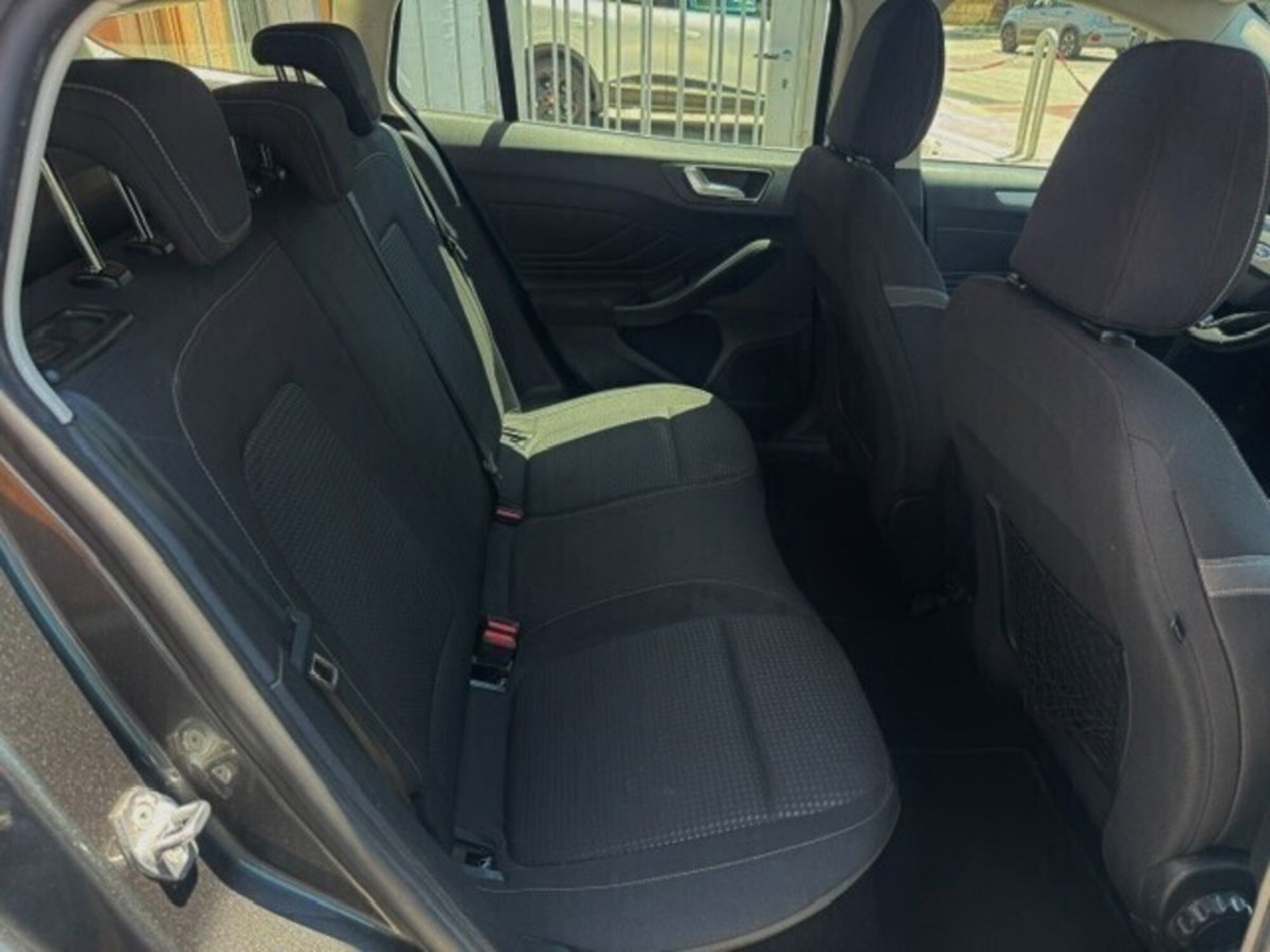 Ford Focus Station Wagon 1.5 EcoBlue 120 CV automatico SW Business (12)