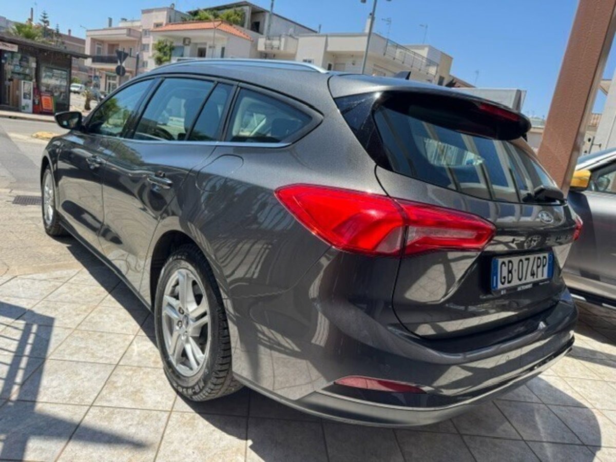 Ford Focus Station Wagon 1.5 EcoBlue 120 CV automatico SW Business (4)