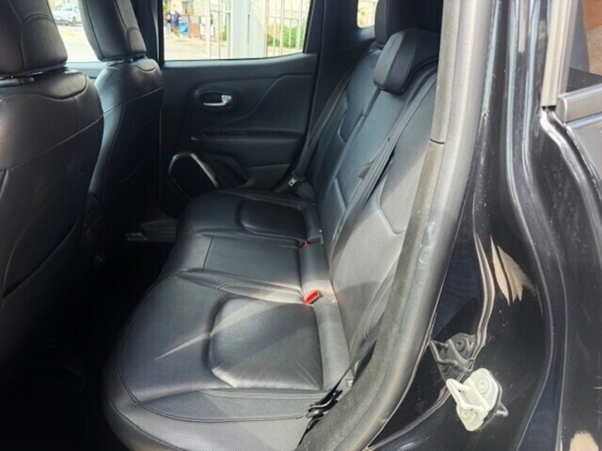 Jeep Renegade 1.6 Mjt 120 CV Limited (11)