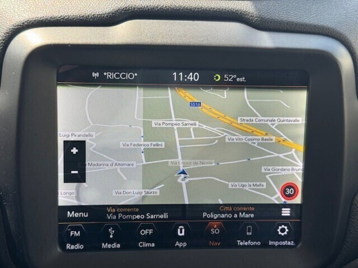 Jeep Renegade 1.6 Mjt 120 CV Limited (16)