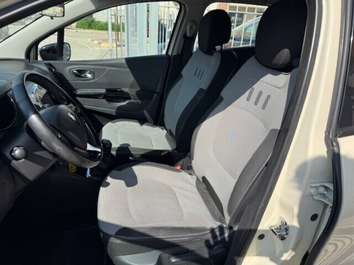 Renault Captur dCi 8V 90 CV Start&Stop Energy Intens (9)