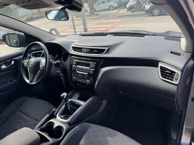 Nissan Qashqai 1.5 dCi Acenta (11)