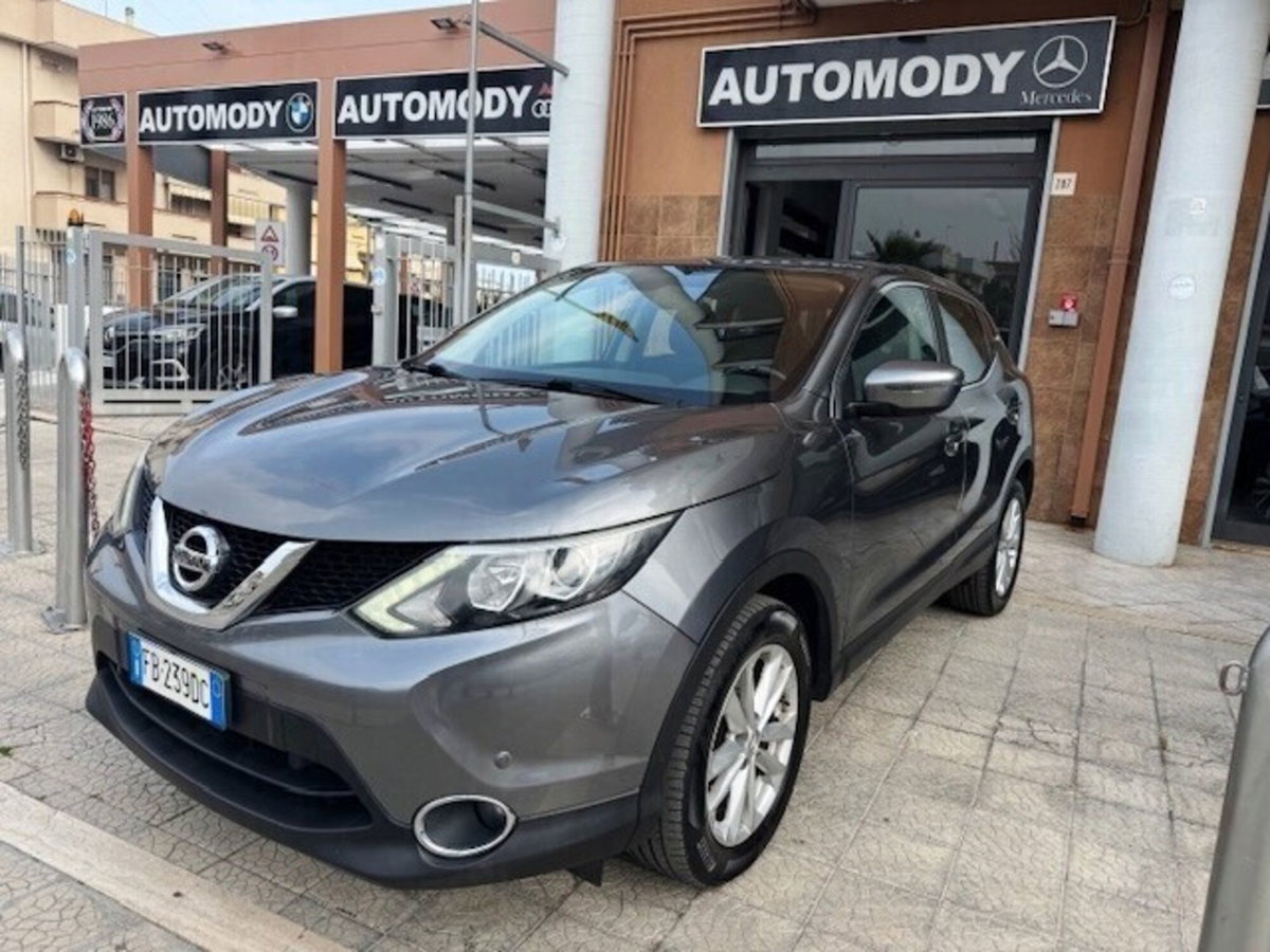 Nissan Qashqai 1.5 dCi Acenta (2)