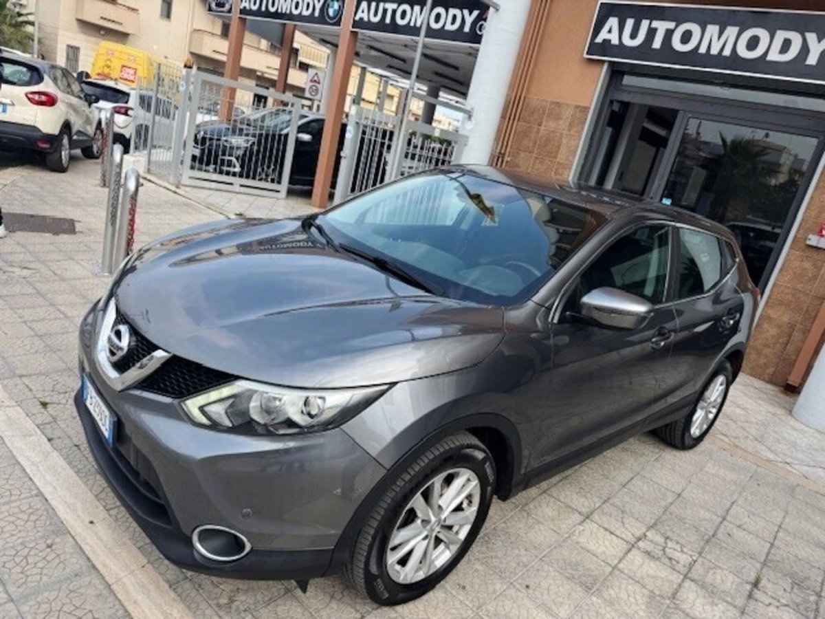 Nissan Qashqai 1.5 dCi Acenta (4)