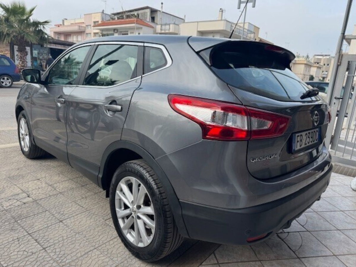 Nissan Qashqai 1.5 dCi Acenta (7)