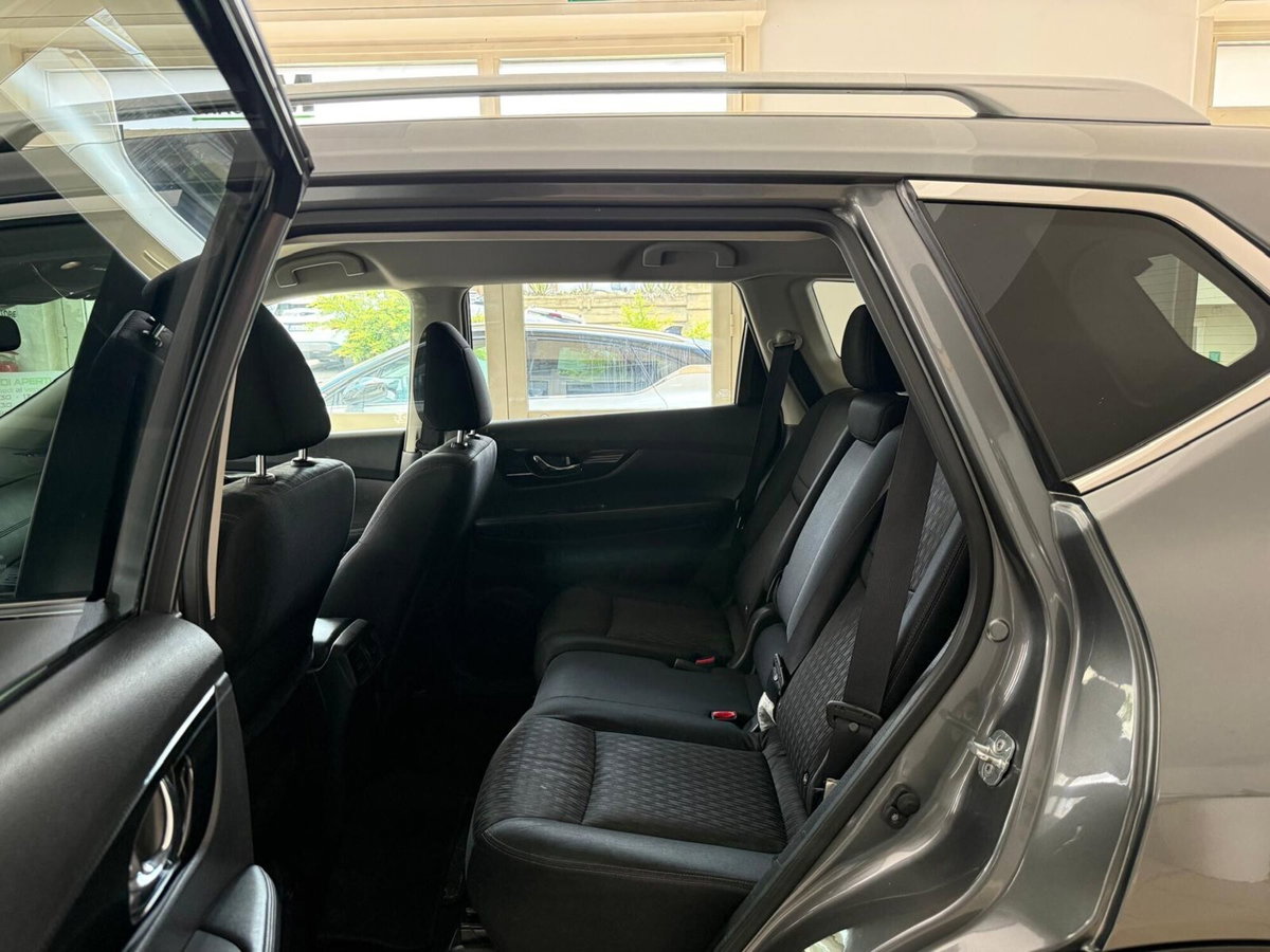 Nissan X-Trail 1.6 dCi 2WD Tekna (13)