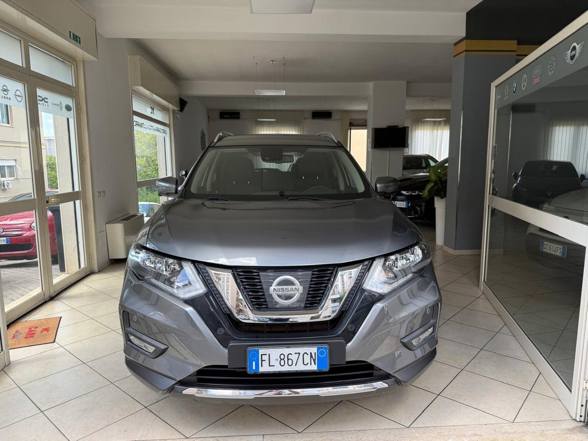 Nissan X-Trail 1.6 dCi 2WD Tekna (2)