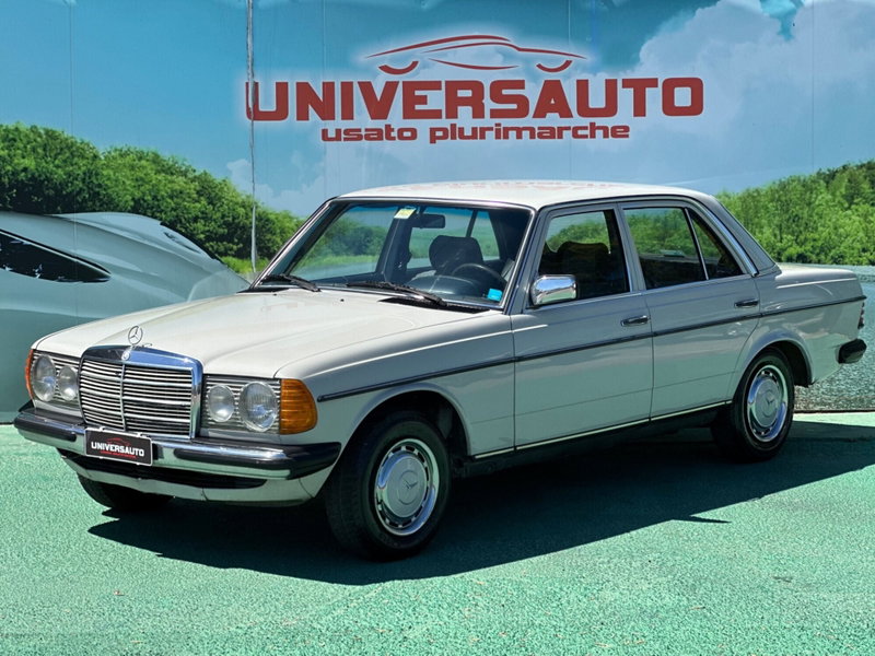 Mercedes-Benz 200 200 D
