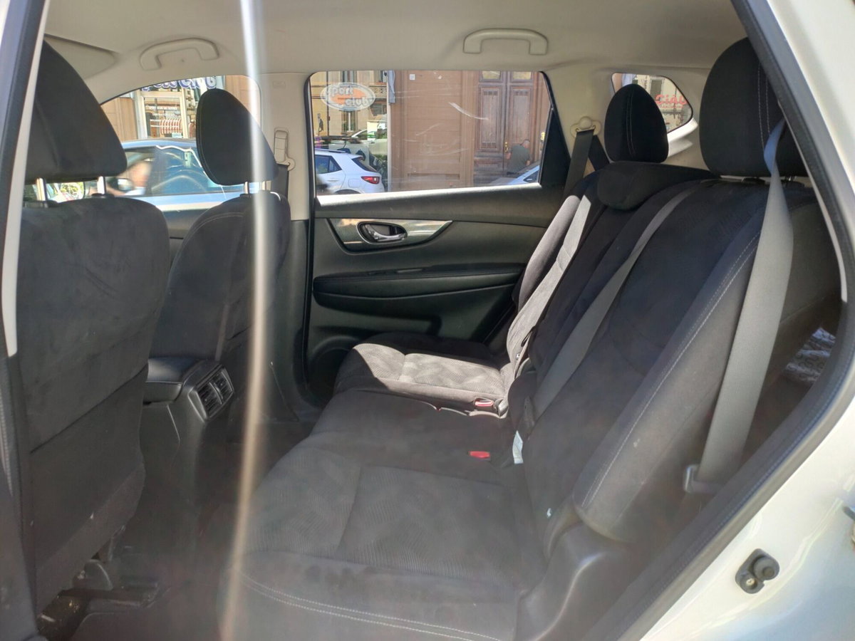 Nissan X-Trail 1.6 dCi 2WD Acenta (18)