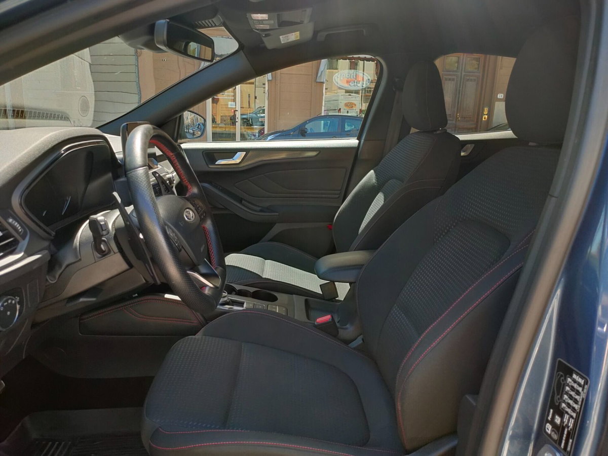 Ford Focus 1.5 EcoBoost 150 CV automatico 5p. ST-Line X Co-Pilot (14)