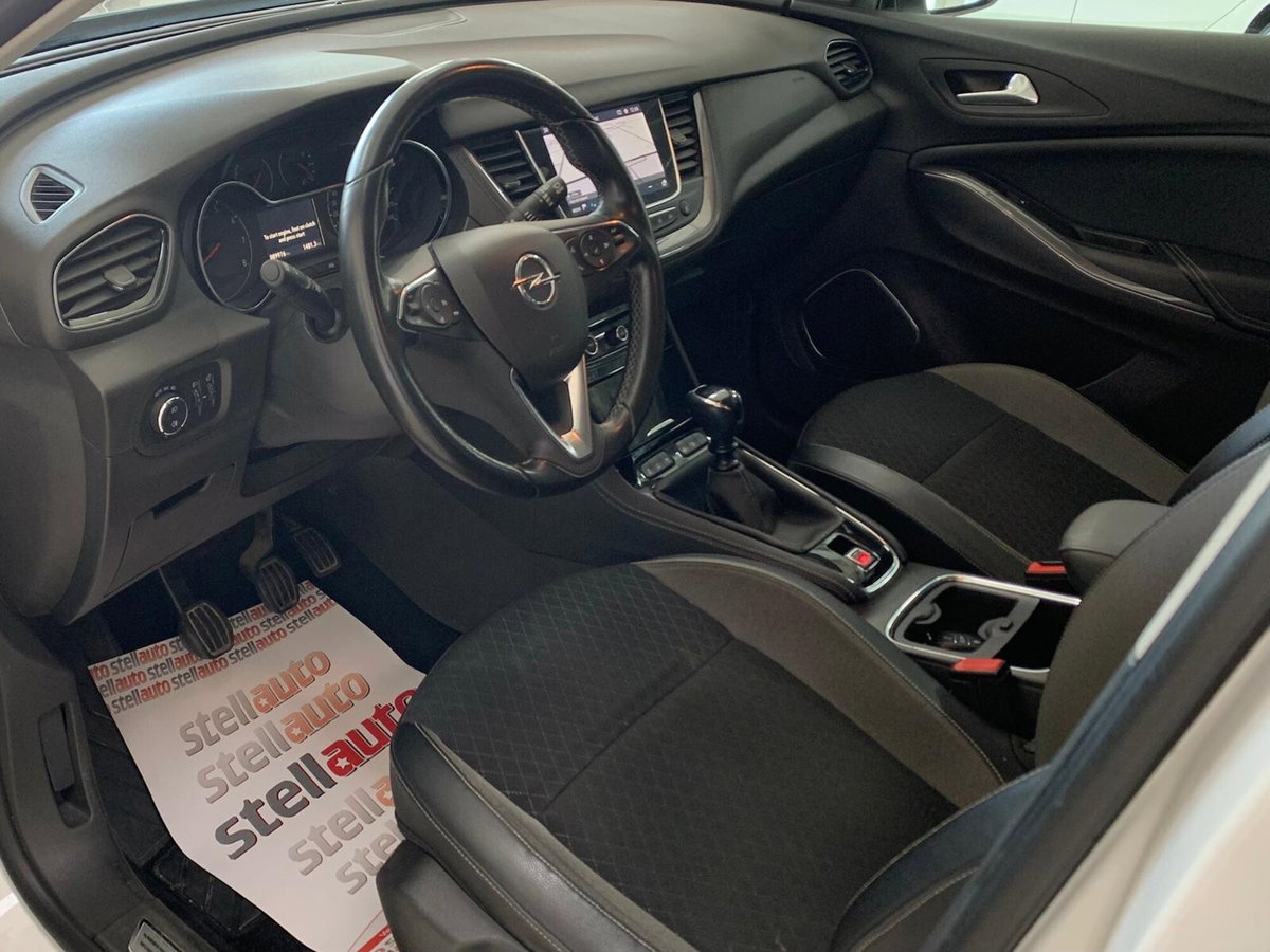 Opel Grandland X 1.2 Turbo 12V 130 CV Start&Stop Business Edition (9)