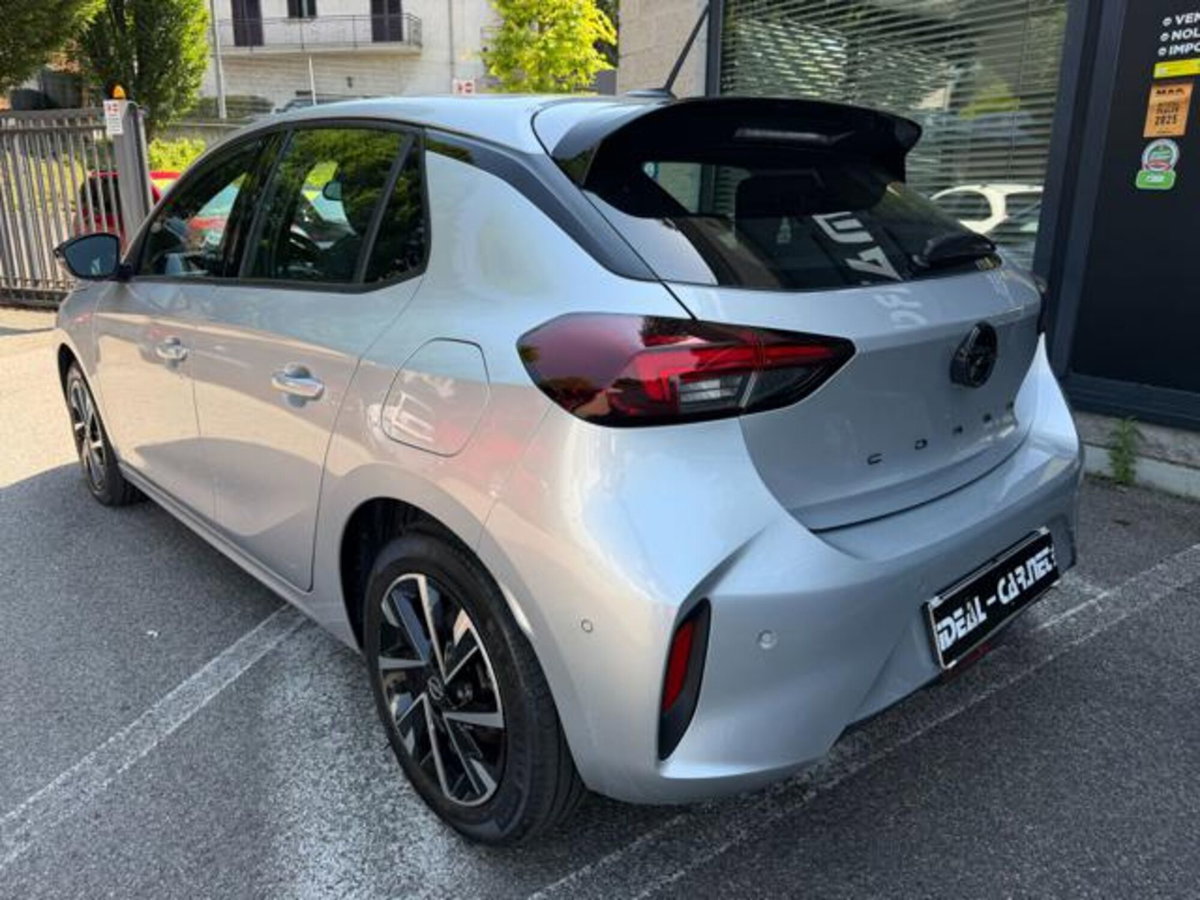 Opel Corsa 1.2 100 CV GS Line (3)