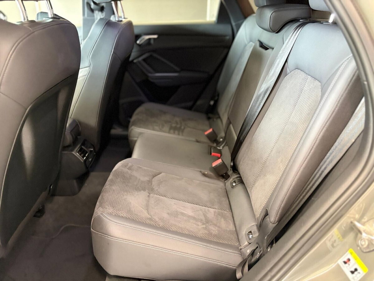 Audi Q3 Sportback 35 TDI quattro S tronic S line edition (9)