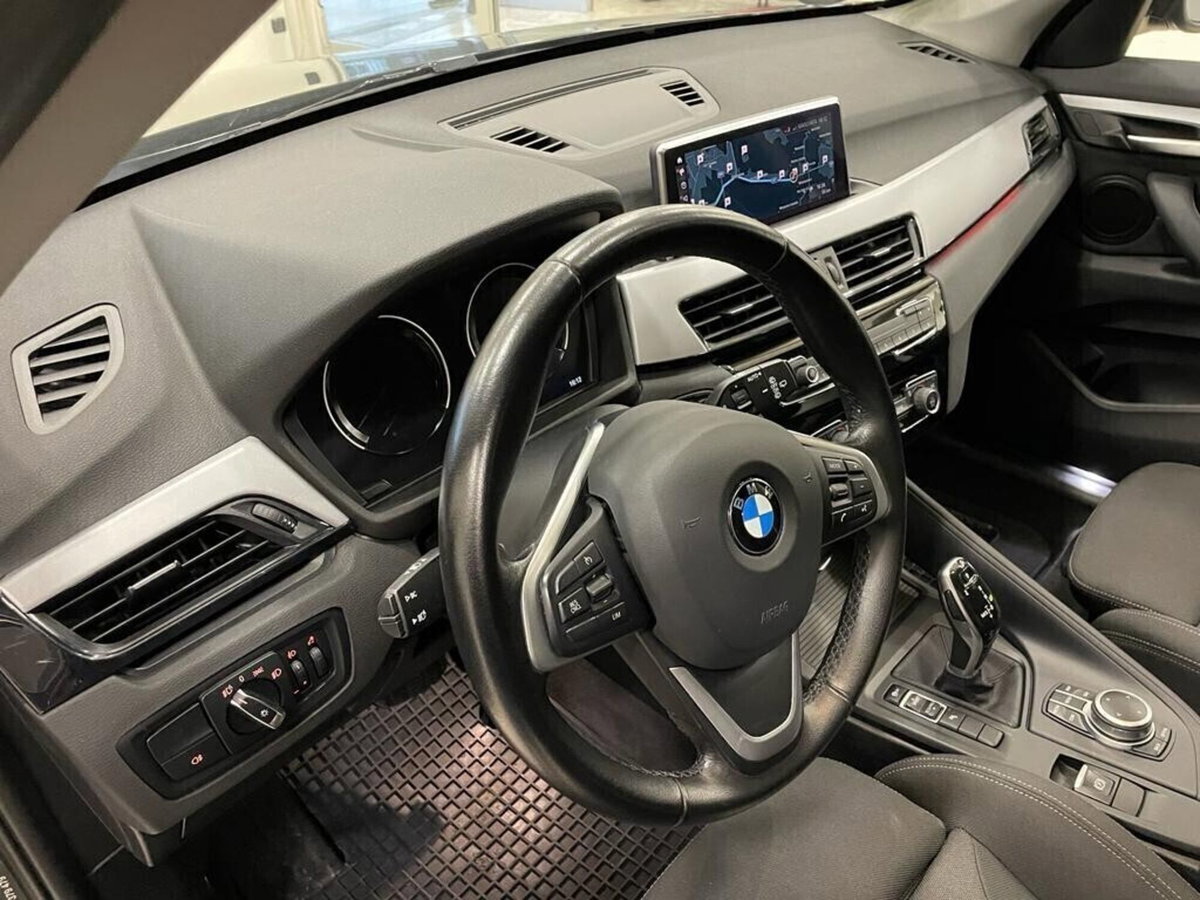 BMW X1 sDrive18d xLine Plus (14)
