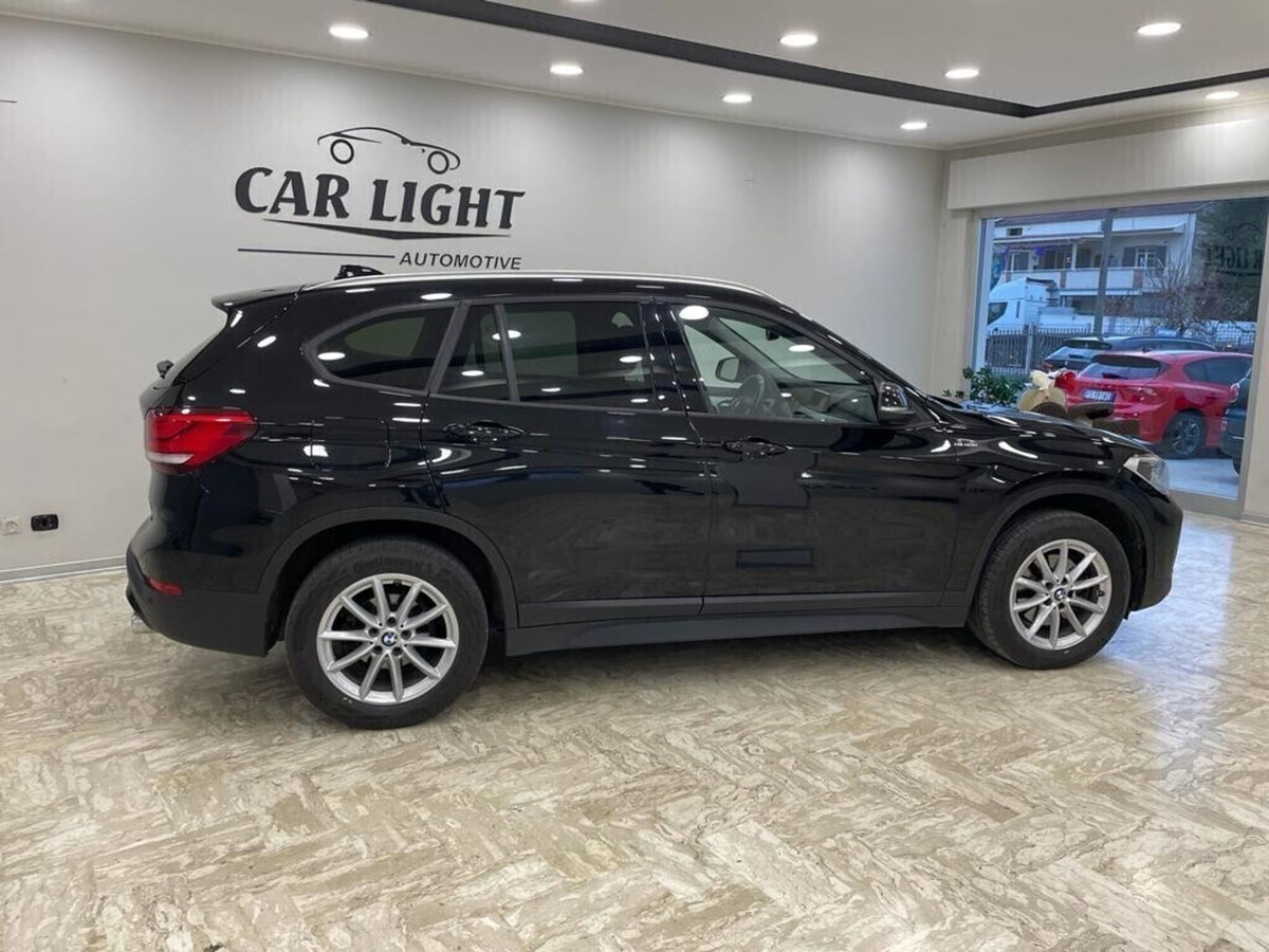BMW X1 sDrive18d xLine Plus (3)