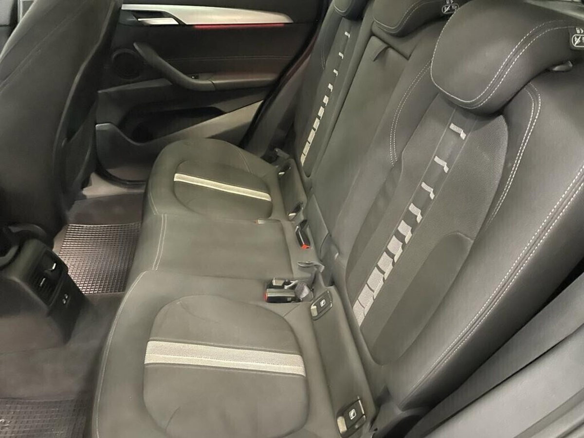 BMW X1 sDrive18d xLine Plus (9)