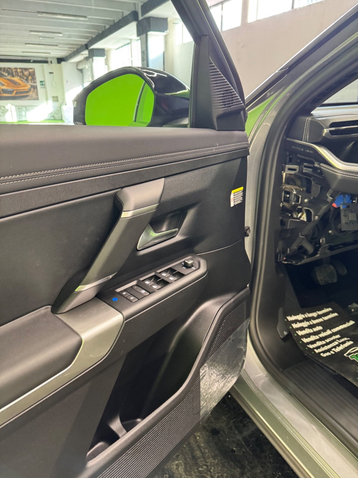 Jeep Compass 1.2 turbo e-hybrid mhev First Edition fwd 145cv edct6 (12)
