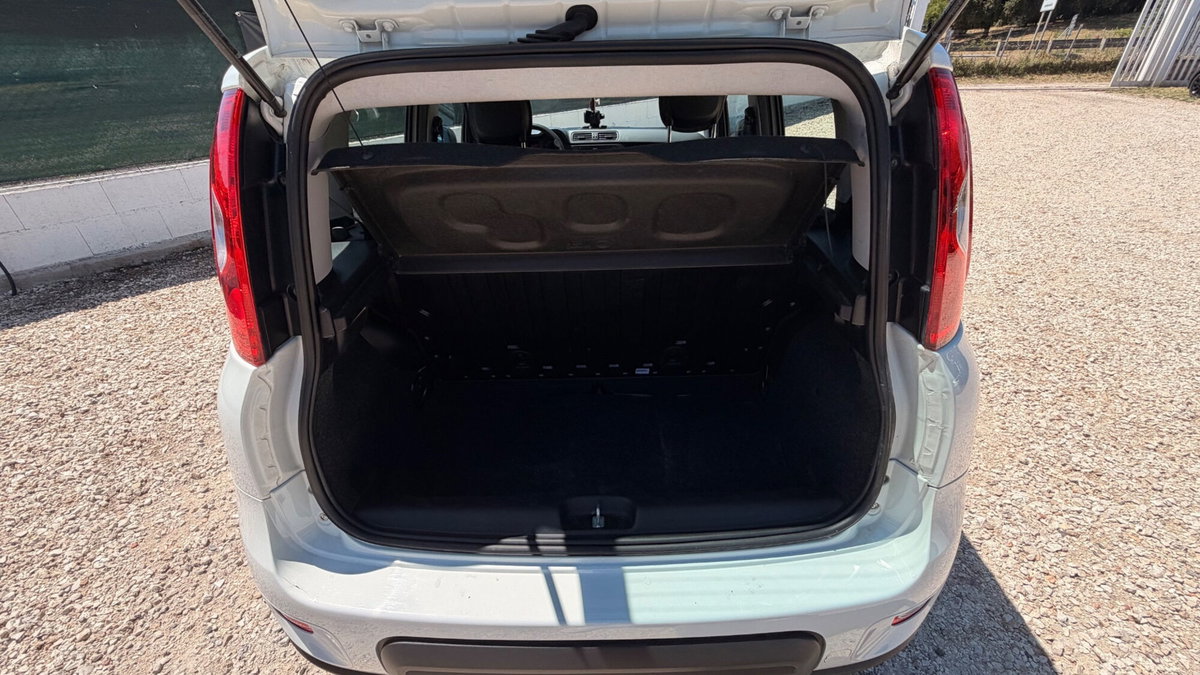 Fiat Panda 1.0 FireFly S&S Hybrid City Cross (12)
