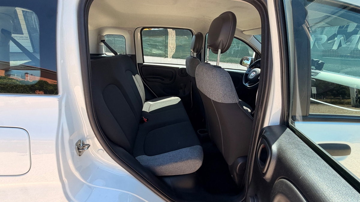 Fiat Panda 1.0 FireFly S&S Hybrid City Cross (14)