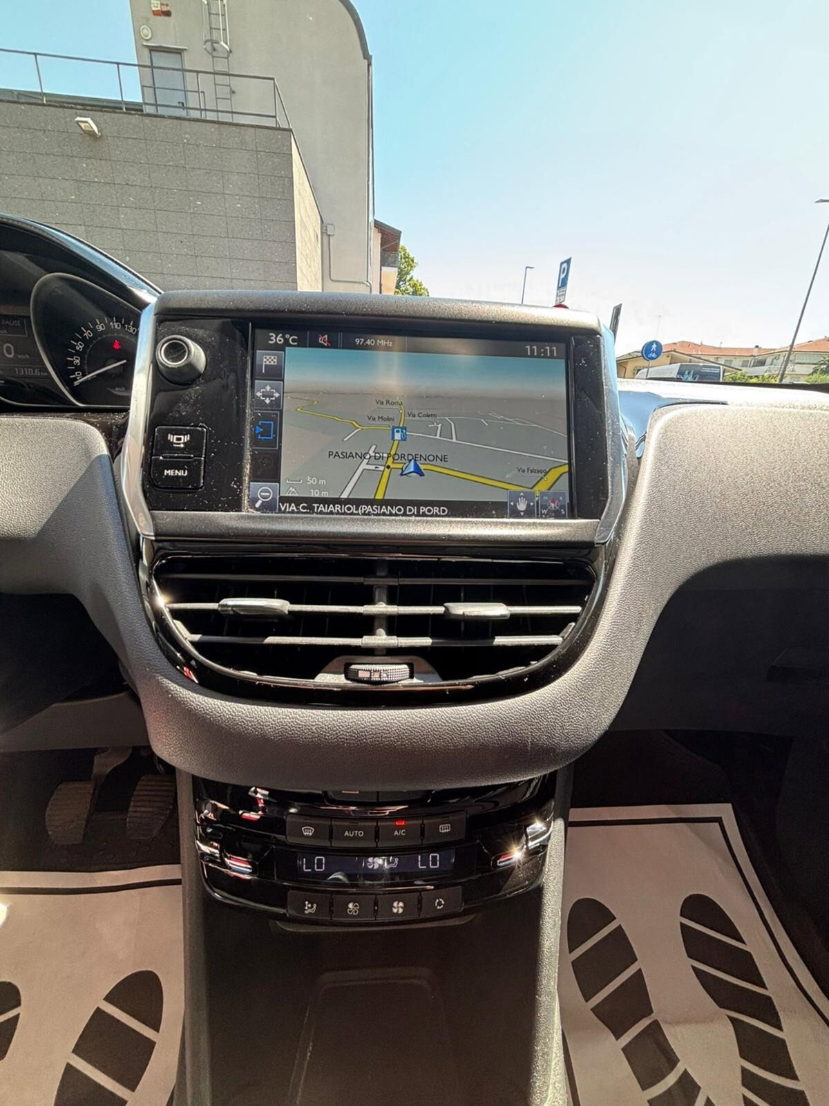 Peugeot 208 VTi 82 CV 5 porte Access (18)
