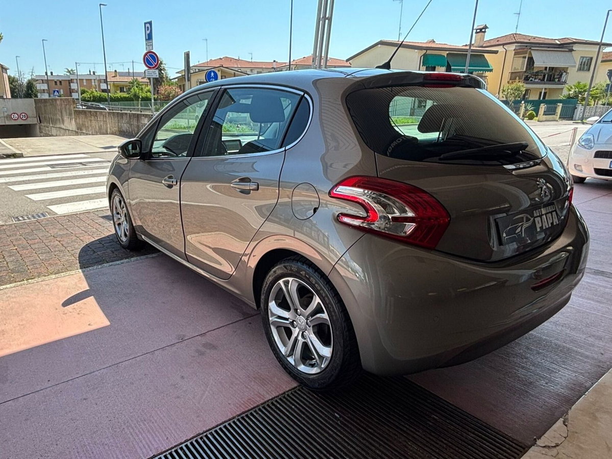 Peugeot 208 VTi 82 CV 5 porte Access (3)