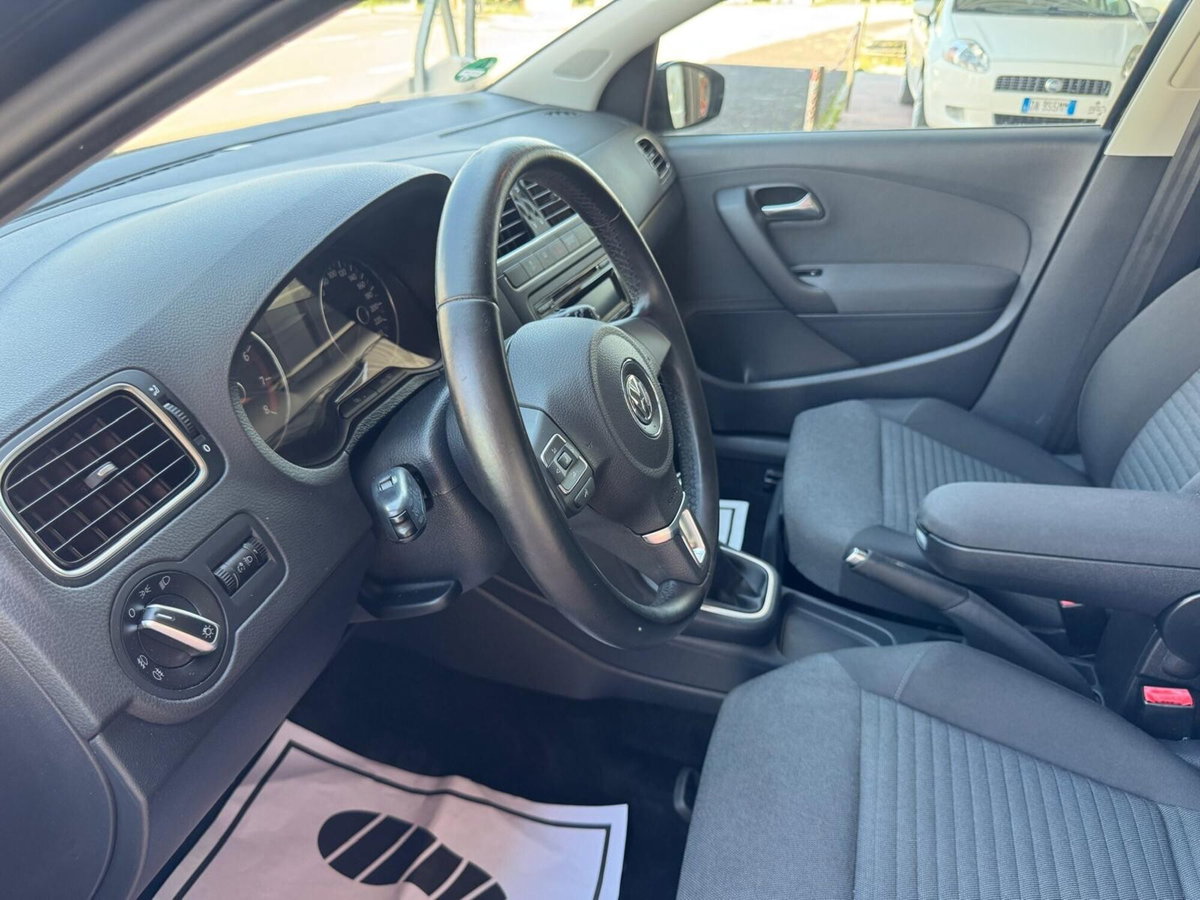 Volkswagen Polo 1.4 5 porte Comfortline (17)