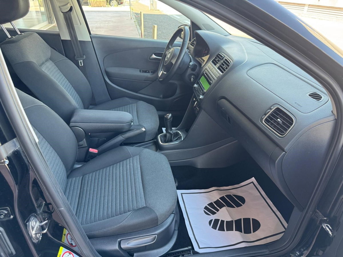 Volkswagen Polo 1.4 5 porte Comfortline (18)