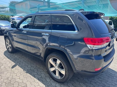 Jeep Grand Cherokee 3.0 V6 CRD 250 CV Multijet II Limited (4)