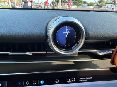 Maserati Grecale 2.0 MHEV 300 CV GT PrimaSerie (12)