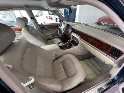 Jaguar XJ 3.2 cat Executive (10)