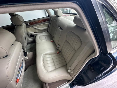 Jaguar XJ 3.2 cat Executive (12)