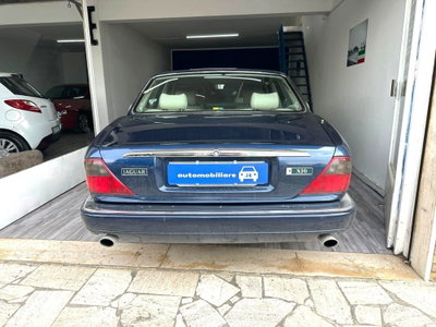 Jaguar XJ 3.2 cat Executive (5)