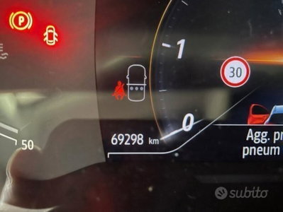 Renault Captur Blue dCi 115 CV EDC Intens (14)