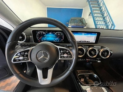 Mercedes-Benz Classe A 180 d Automatic Sport (13)