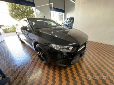 Mercedes-Benz Classe A 180 d Automatic Sport (4)