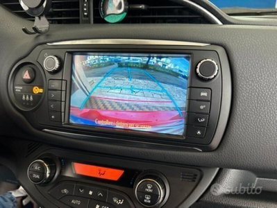 Toyota Yaris 1.0 5 porte Trend (13)
