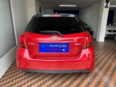 Toyota Yaris 1.0 5 porte Trend (6)