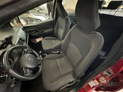 Toyota Yaris 1.0 5 porte Trend (8)
