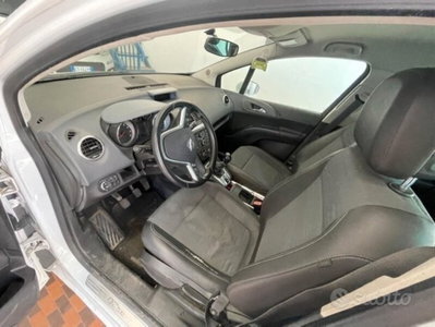 Opel Meriva 1.4 100CV Cosmo (10)