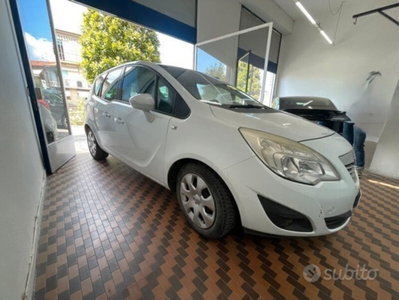 Opel Meriva 1.4 100CV Cosmo (7)