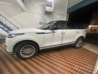 Land Rover Range Rover Velar 2.0D I4 180 CV R-Dynamic HSE (4)